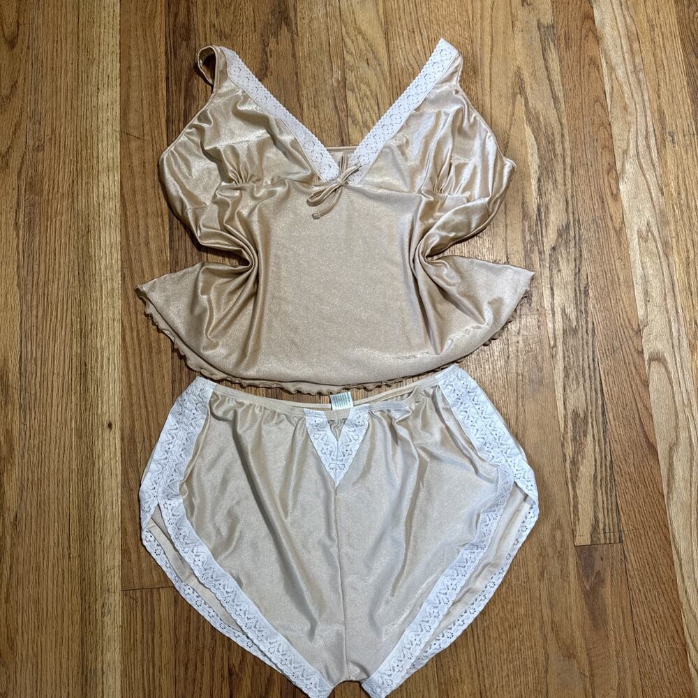 Vintage Beige Nylon Pajama Set Cami Shorts Cottagecore Medium M Fairy Coquette